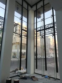 واجهات زجاجية